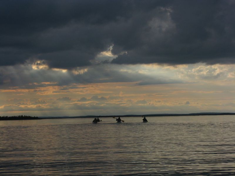 Czarne niebo nad Inari

pkt:4
Magdalena Chyła
