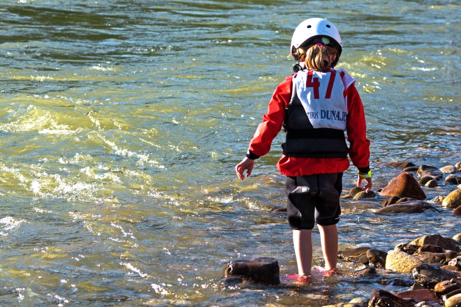 Chwila zadumy
      Dunajec
