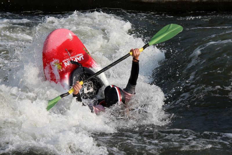 Odwój jak nowy
Słowa kluczowe: Iza Fidzińska, Freestyle kajak, Kraków, Krakowski Klub Kajakowy, II LO Kraków